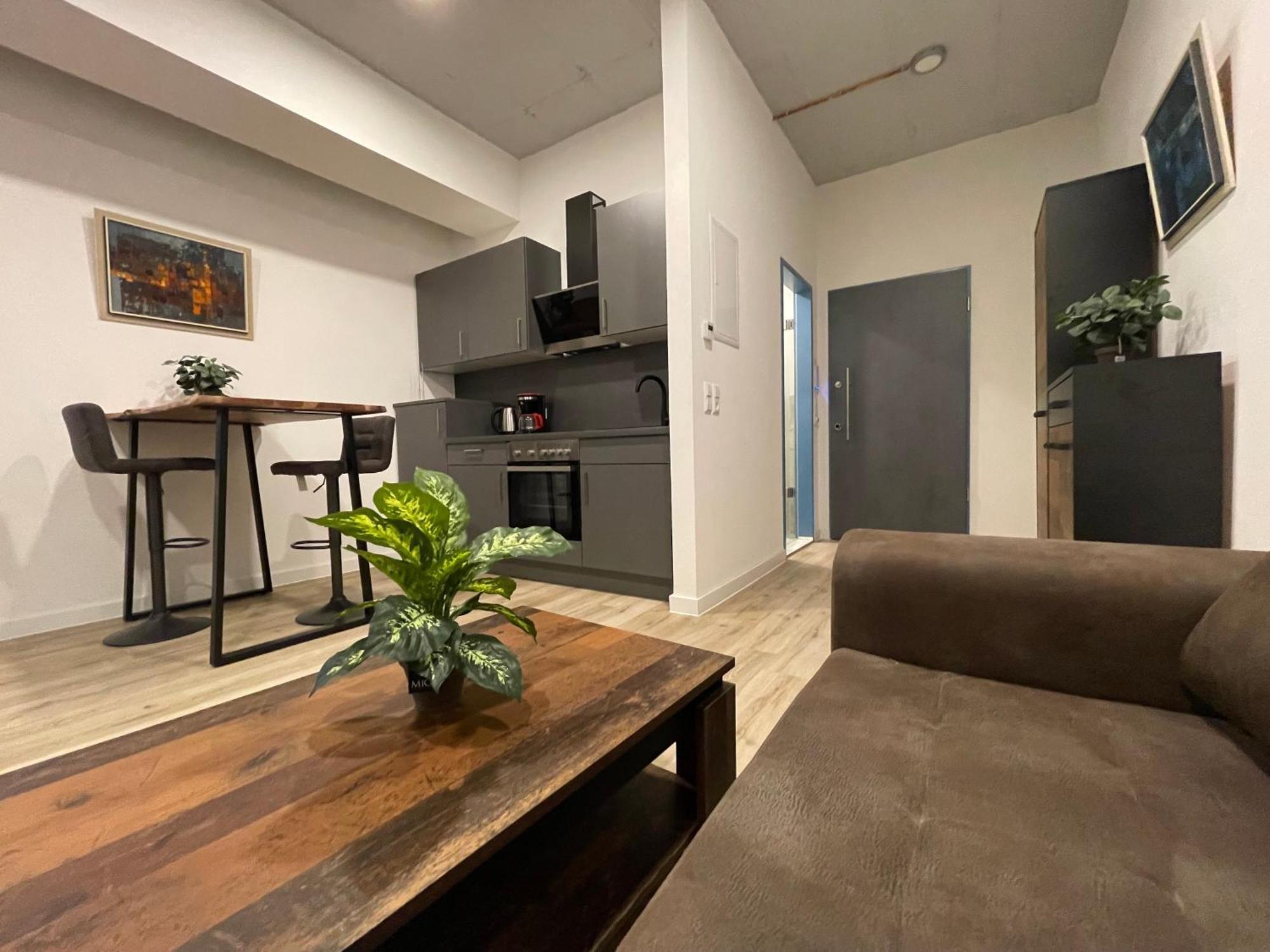 Wunderschoenes Apartment Am Schloessle Zentrum 普福尔茨海姆 外观 照片