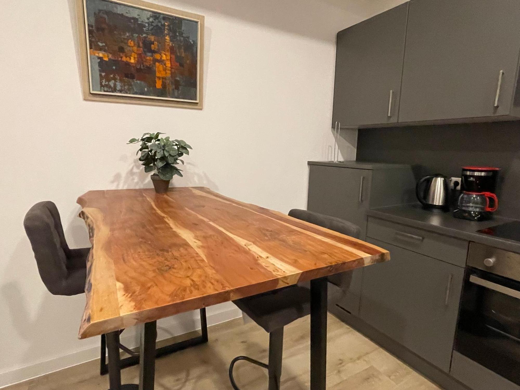 Wunderschoenes Apartment Am Schloessle Zentrum 普福尔茨海姆 外观 照片