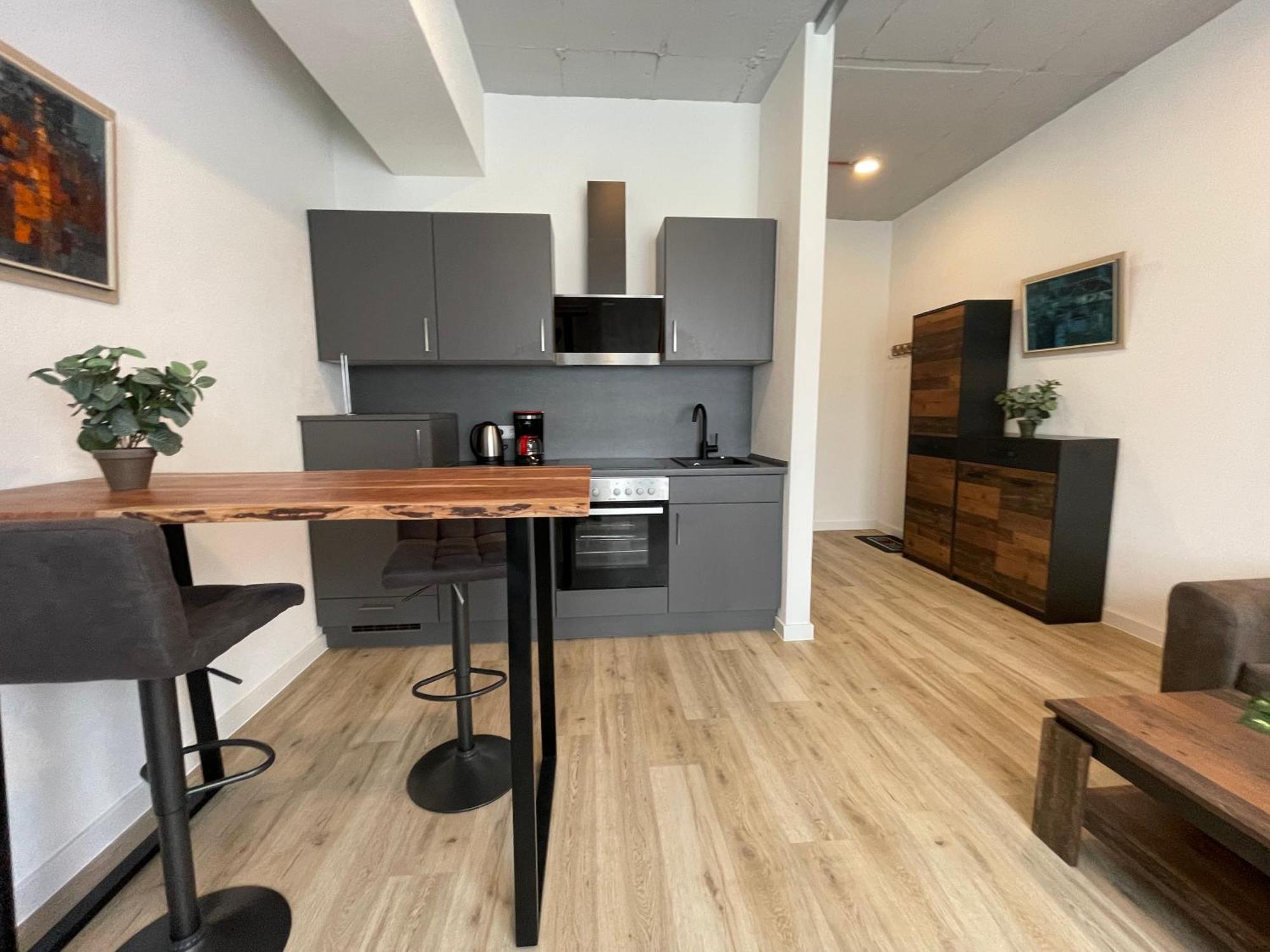 Wunderschoenes Apartment Am Schloessle Zentrum 普福尔茨海姆 外观 照片