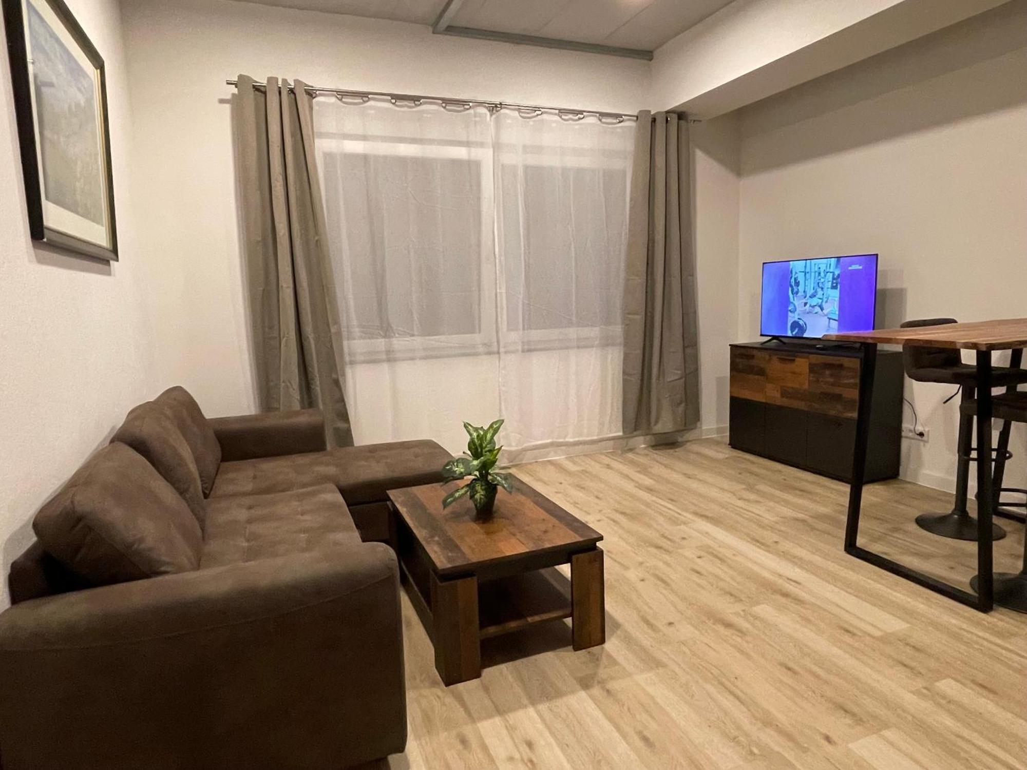 Wunderschoenes Apartment Am Schloessle Zentrum 普福尔茨海姆 外观 照片