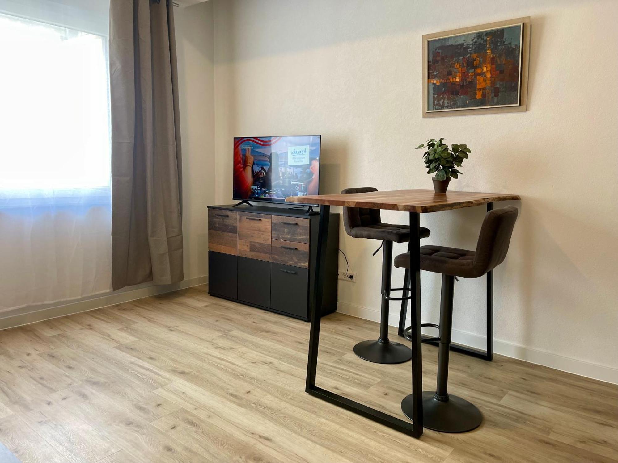 Wunderschoenes Apartment Am Schloessle Zentrum 普福尔茨海姆 外观 照片