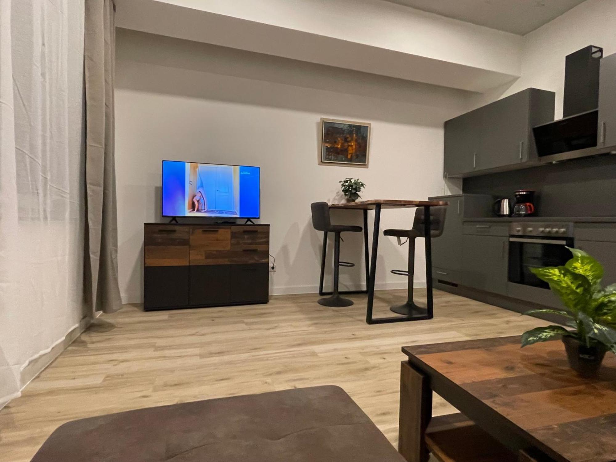 Wunderschoenes Apartment Am Schloessle Zentrum 普福尔茨海姆 外观 照片