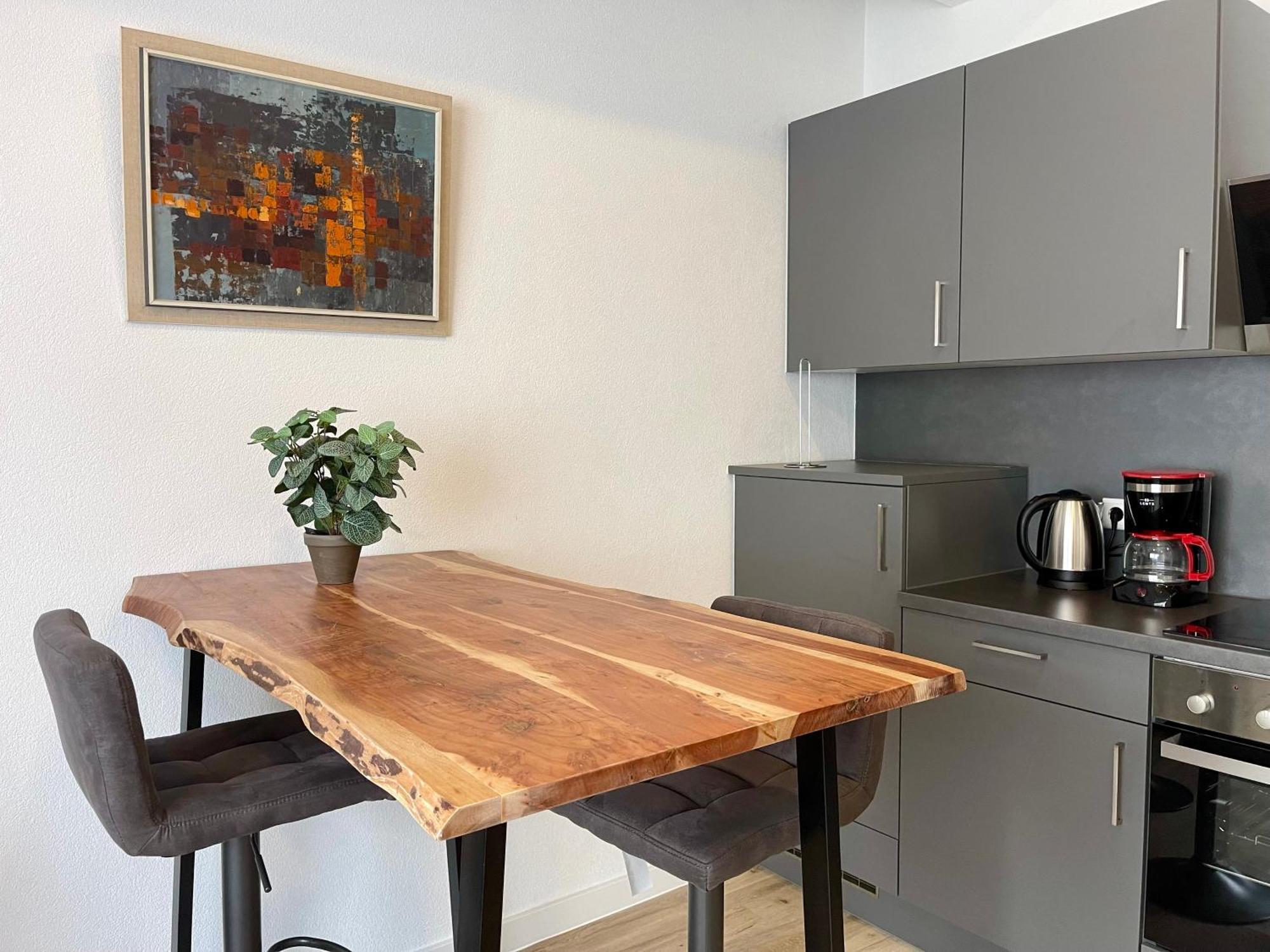 Wunderschoenes Apartment Am Schloessle Zentrum 普福尔茨海姆 外观 照片