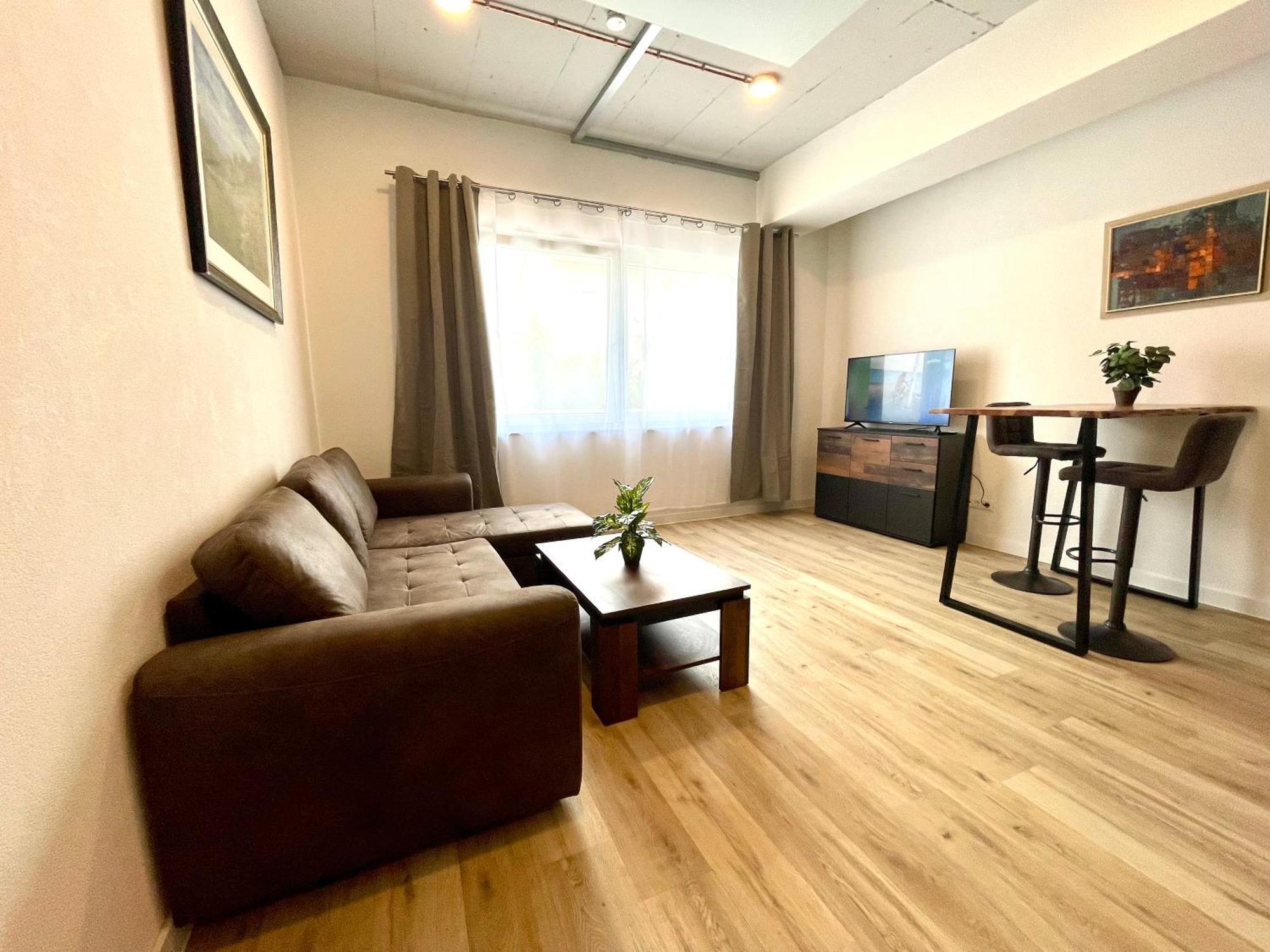 Wunderschoenes Apartment Am Schloessle Zentrum 普福尔茨海姆 外观 照片